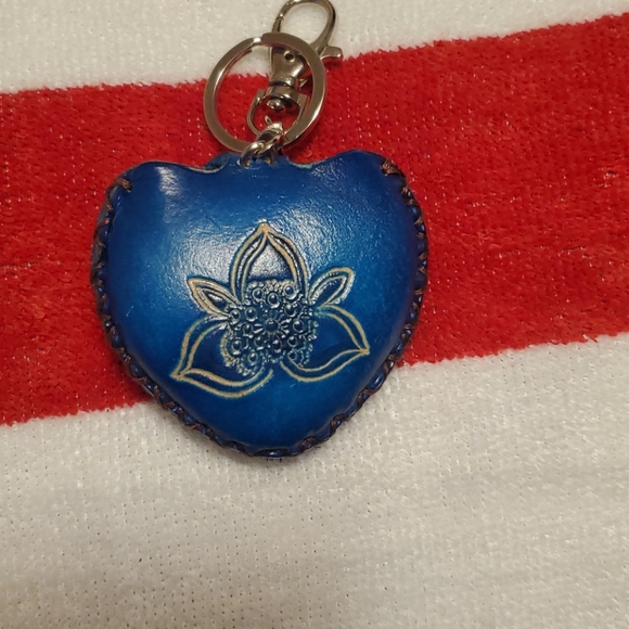 Purse - Picture 2 of 2